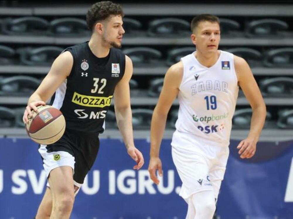 Uroš Trifunović (levo) na utakmici Zadra i Partizana