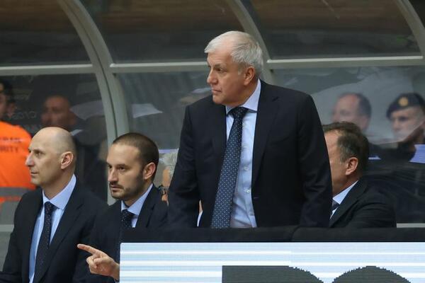 "DRAGOCENA POBEDA U GRADU KOŠARKE!" Obradović imao poruku i za domaćina (FOTO)