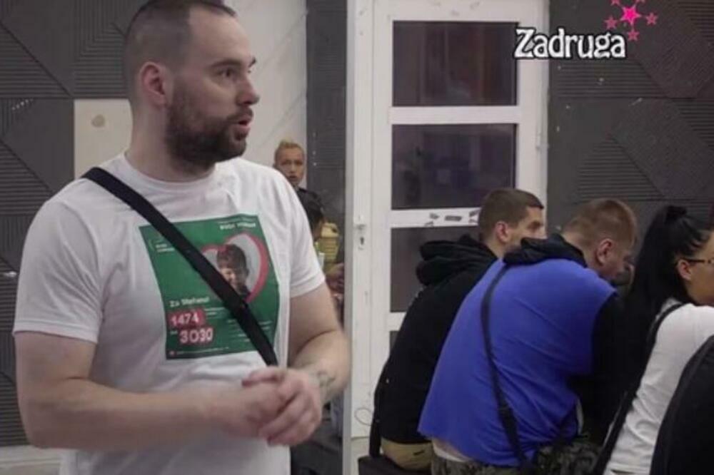 ZVEZDAN SLAVNIĆ BEZ BLAMA ISPROZIVAO ANĐELINE RODITELJE: Besni preko KAMERE, da li je moguće!? VIDEO