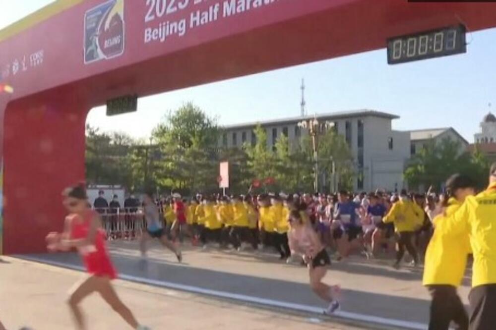 Maratonska ekonomija se oporavlja u Kini (VIDEO)