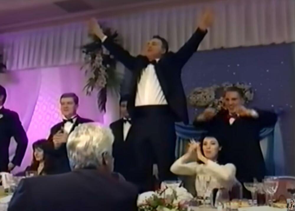 Svetlana Ražnatović i Željko Ražnatović Arkan venčali su se 19. februara 1995. godine i po svim pravoslavnim i srpskim običajima.