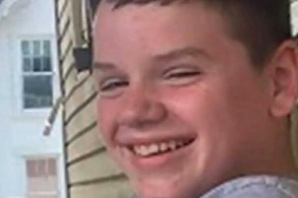 RODITELJI, VODITE RAČUNA! ŠIRI SE OPASAN IZAZOV NA MREŽAMA: Dečak UMRO dok su ga drugari SNIMALI, evo šta je RADIO