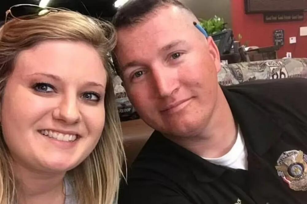 POHOTNA UČITELJICA UČENIKU PRVO SLALA GOLIŠAVE FOTKE, PA OTIŠLA KORAK DALJE: A udata je za ŠEFA POLCIIJE, SKANDAL