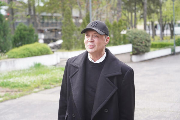 NEVEROVATNO U KAKVOG JE FRAJERA IZRASTAO KARAMELIN SIN: Vasilije prava LEPOTA i devojke već LUDE ZA NJIM (FOTO)