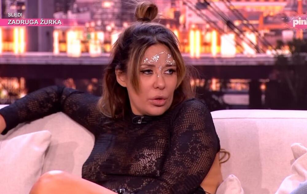 Bila je kratka i jasna