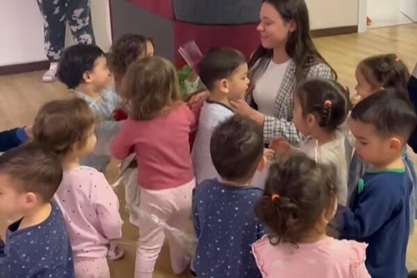 KRISTINA (26) IMA 22 DECE I NE PLANIRA DA STANE: Zacrtala broj 105, a način na koji ih dobija NIJE HUMAN (VIDEO)