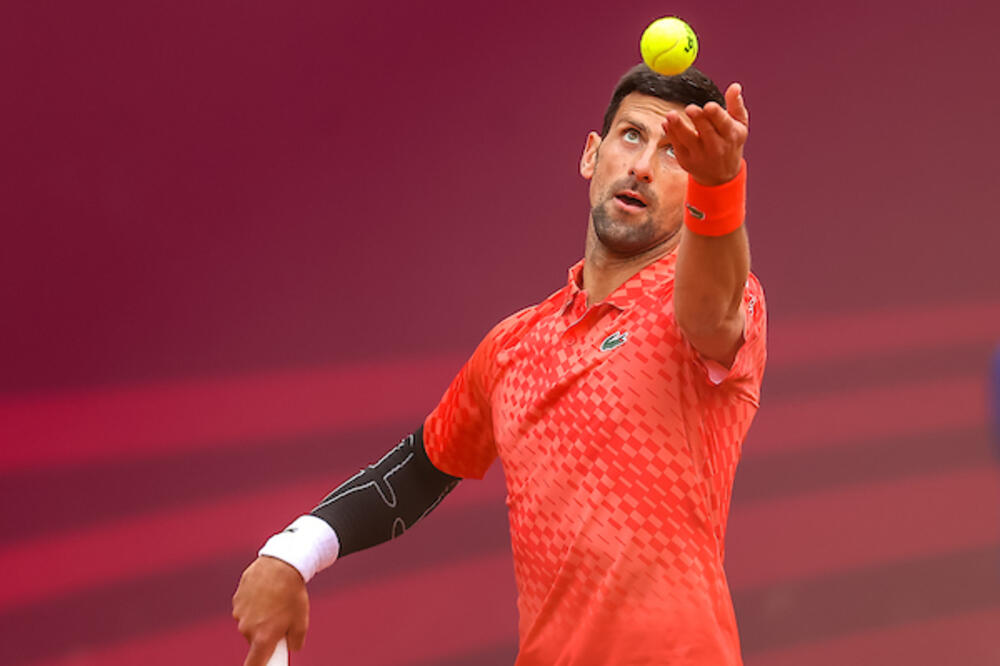 NOVAK DALEKO OD PRAVE FORME: Đoković mora mnogo bolje, motivisani Francuz jedva savladan! (FOTO)