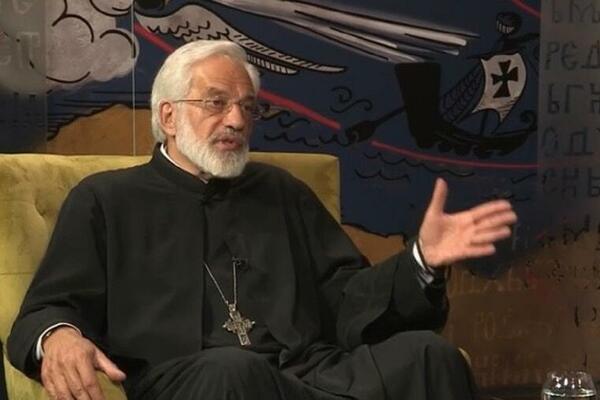 ZBOG OVE GREŠKE BRAKOVI SVE VIŠE PUCAJU: Otac Vesin otkrio gde NAJČEŠĆE GREŠE majke kad VASPITAVAJU SINOVE!