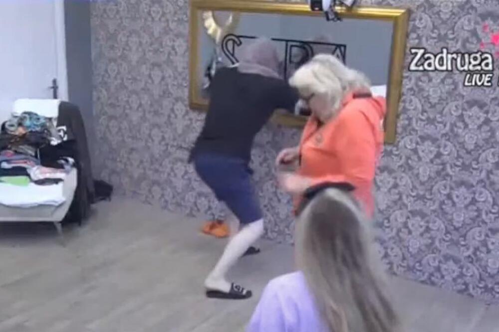 ZVEZDAN SLAVNIĆ NAPUSTIO ZADRUGU! Pretio cimerima, pa POKUŠAO da RAZBIJE STAKLO GLAVOM, svi u NEVERICI