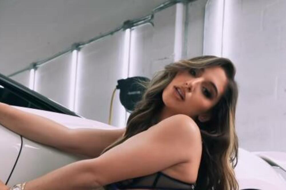 OVO SIGURNO NISTE ZNALI O FILMOVIMA ZA ODRASLE: Glumica OTKRILA šta se radi PRE NEGO ŠTO SE KAMERE UPALE (FOTO)