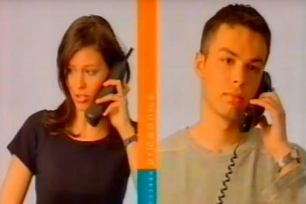 DVOJE SU SE TAKO SMUVALI: Sećate li se čuvene reklame za kojom je Srbija ludela? Gledajte samo ovaj snimak (VIDEO)