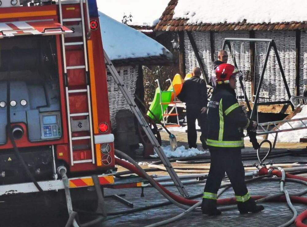 Vatrogasci/ilustracija