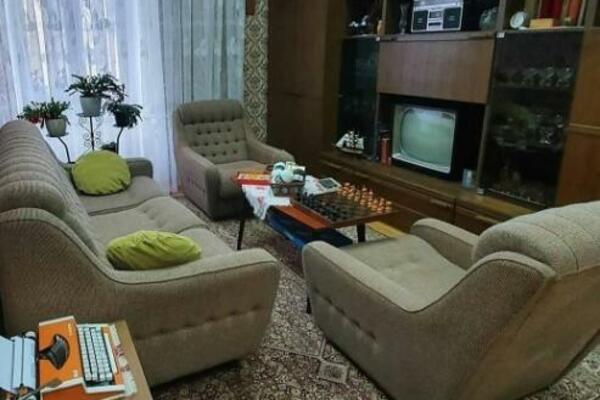 OVAKO JE IZGLEDAO SVAKI STAN U JUGOSLAVIJI: Sve gori zbog DETALJA PORED TROSEDA, IKONIČNO JE (FOTO)