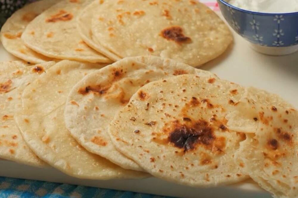 OVO JE NAJJEFTINIJA VEČERA KOJU MOŽETE DA SPREMITE DANAS: Gotova za 15 minuta, a može i uz SLATKO I UZ SLANO