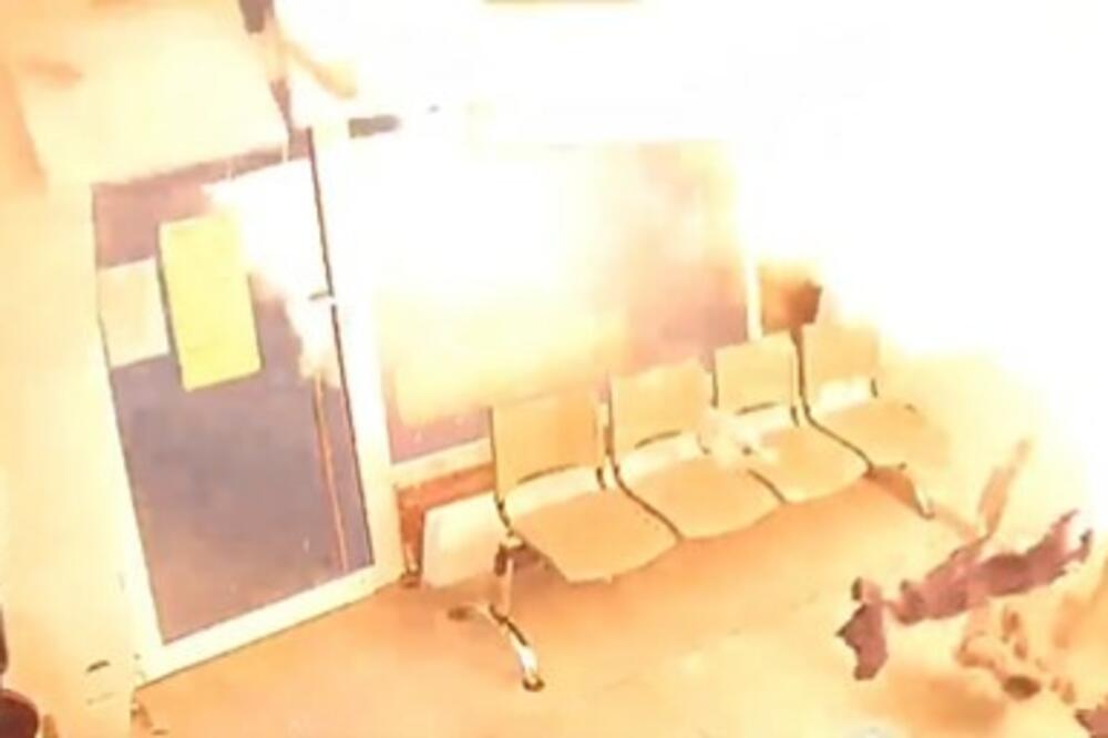 STAVIO VEŠ U MAŠINU, ONDA JE SVE ODLETELO U VAZDUH: Sve se desilo zbog predmeta koji je zaboravio u džepu? (VIDEO)