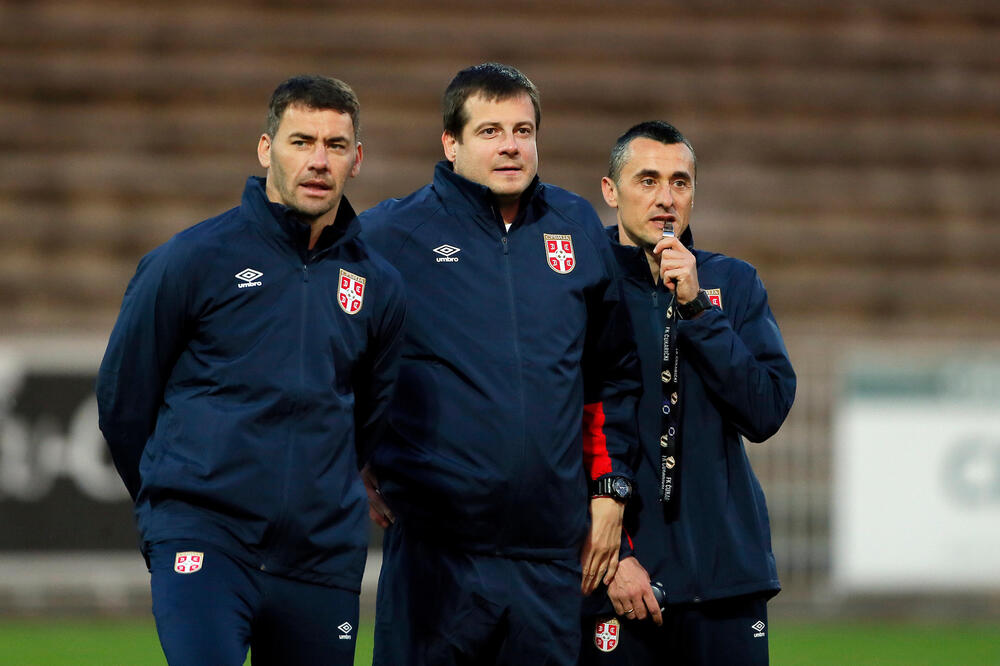 SEVALE VARNICE U NIŠU: Lalatovićev pomoćnik udario PESNICOM sportskog direktora Radničkog!