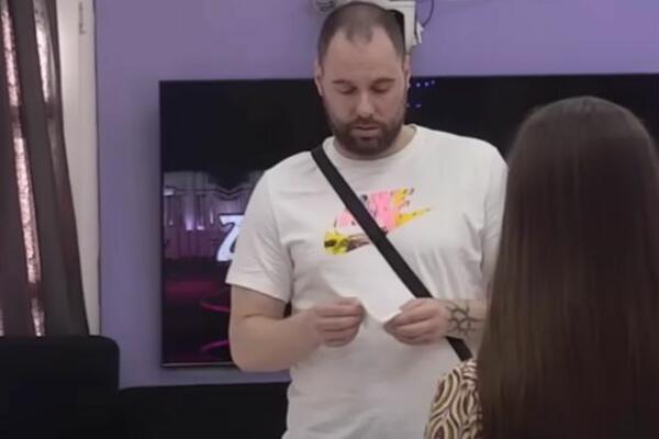 NACIJA ZGROŽENA POTEZOM ZVEZDANA SLAVNIĆA: Kad vidite šta je uradio OKRENUĆE VAM SE ŽELUDAC (FOTO)