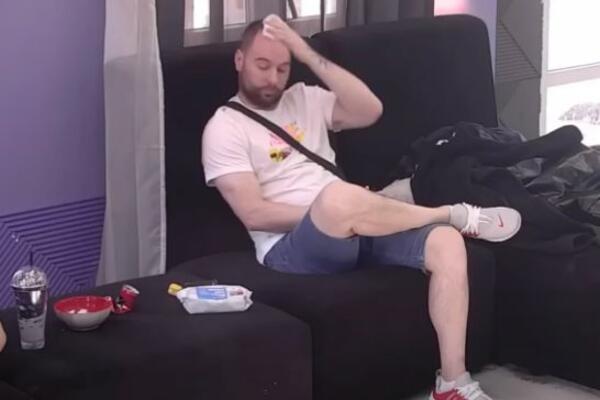 ZVEZDANA IZVELI IZ ZADRUGE, PA VRATILI! On otkrio sve o TRAGEDIJAMA: Uneo INFROMACIJE, pa dao INSTRUKCIJE