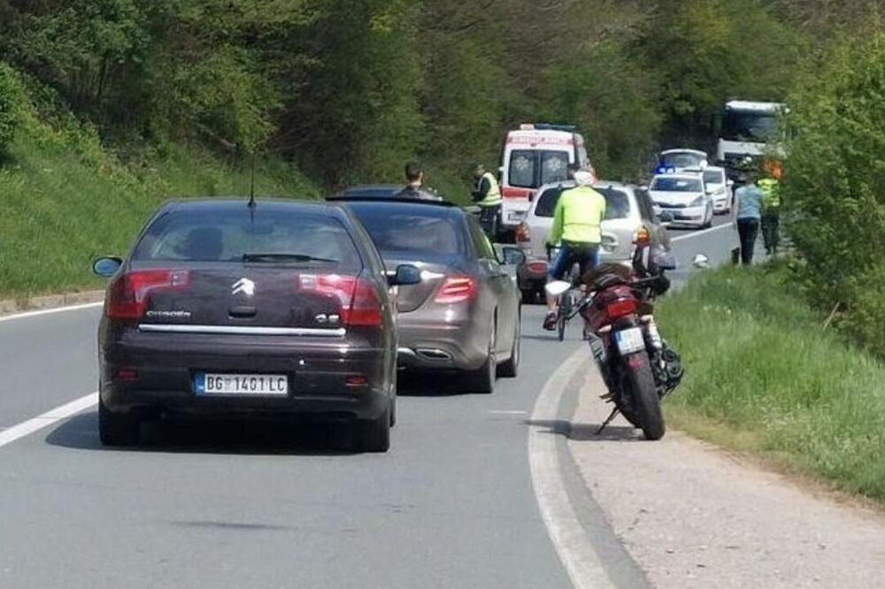 OGROMNA KOLONA NA AUTO-PUTU KA NOVOM SADU: Sudar kamiona napravio KOLAPS, sve stoji (FOTO)