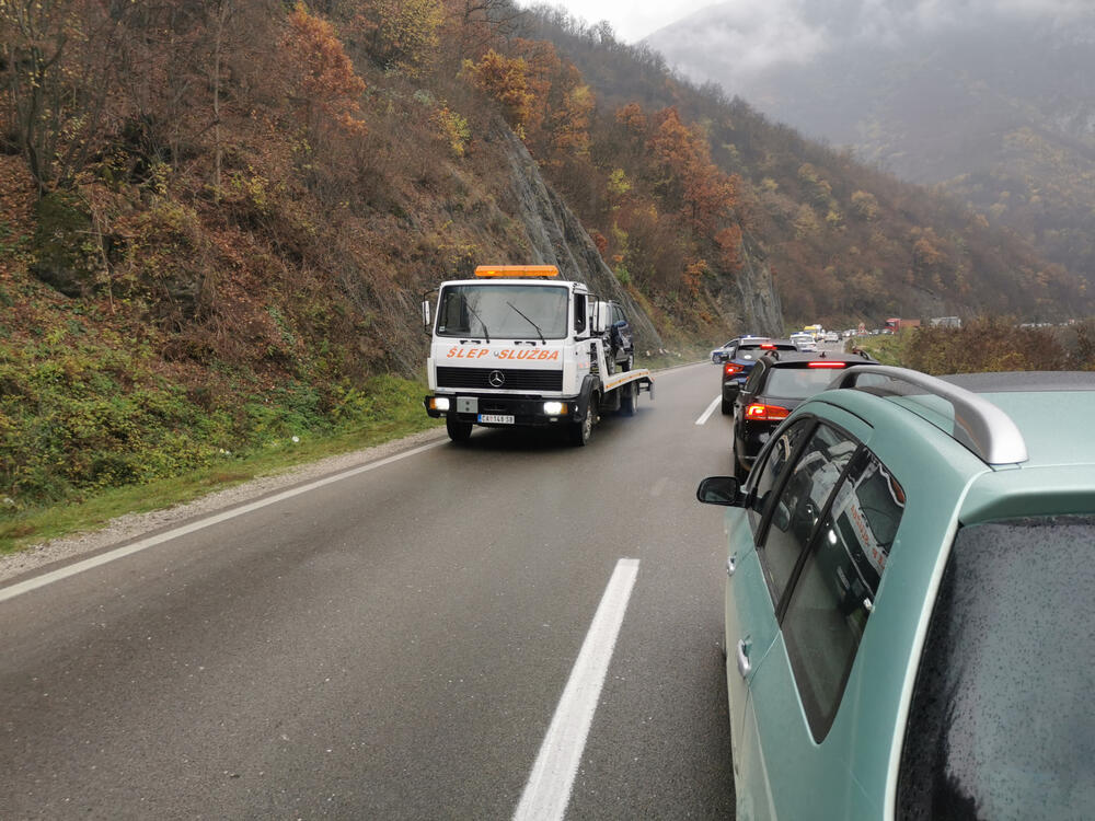 Čačak, Užice, Kolona vozila, Nesreća