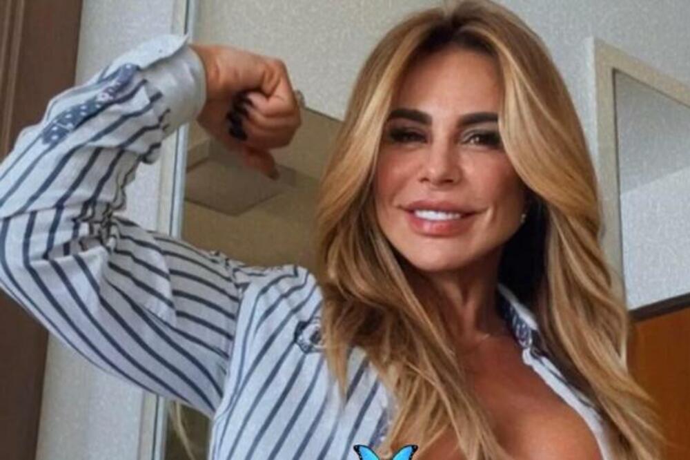 SEKSI BAKA NE PRESTAJE DA ŠOKIRA, OTKRILA DA NE NOSI DONJI VEŠ: Uživa u otvorenoj vezi, muškarcima će PASTI VILICE