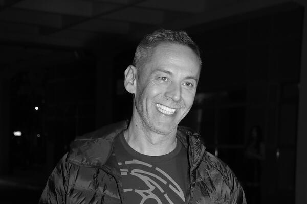 IZAŠLA ČITULJA SAŠE VIDIĆA! Sada vidimo koga je imao OD PORODICE, OVO LEDI KRV U ŽILAMA (FOTO)