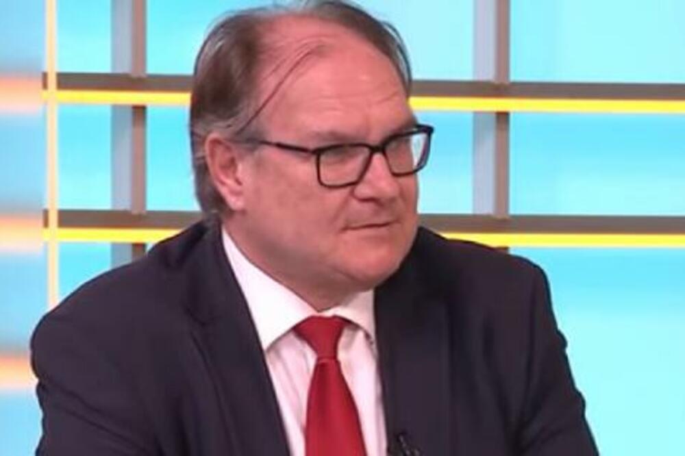 KARDIOLOG OTKRIO KOLIKO KORAKA DNEVNO MOŽE DA PRODUŽI ŽIVOT: Ovo je BROJ