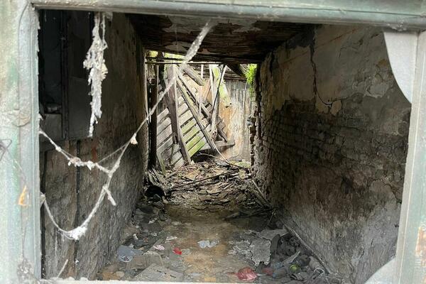 PRONALAZAK TELA U ZEMUNU JE MISTERIJA ZBOG JEDNE STVARI: Na licu mesta jeziv prizor! (FOTO)