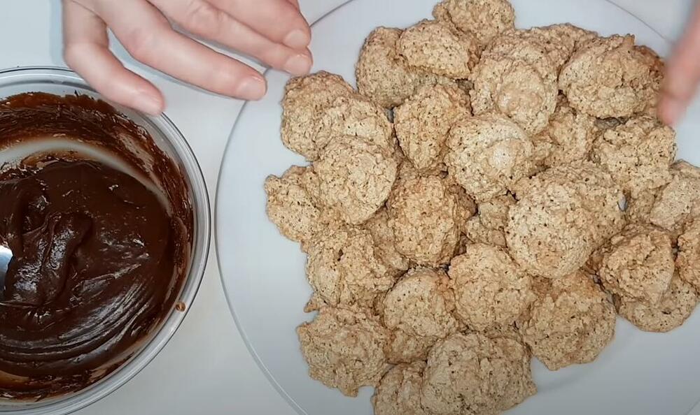 Padobranci, Kolač, Poadobranac, Kolači