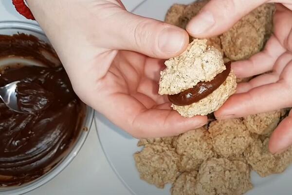 Za ovim receptom u bivšoj Jugi su bukvalno ludeli ljudi: Kolač koji je osvojio mnoge, sad i pored vama