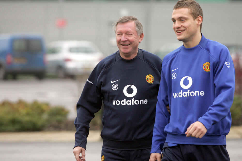 POMOĆ LEGENDE PARTIZANA I FERGIJEV POTEZ IZNENAĐENJA! Vidić otkrio kako je otišao u Junajted pre Liverpula (VIDEO)