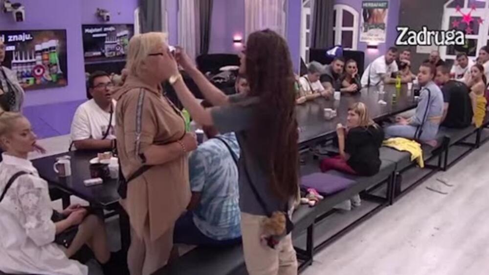 Žestoka svađa Anađele i Zorice