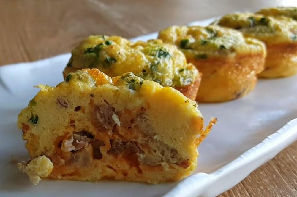 BRZ I LAGAN OBROK GOTOV ZA MANJE OD 20 MINUTA: Napravite ukusne MAFINE i uživajte u FANTASTIČNOM UKUSU