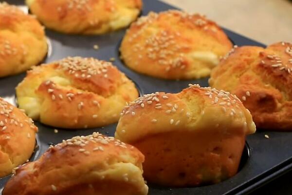 UZ OVAJ TRIK VAM PROJA NEĆE BITI SUVA: Sočnije i mekanije niste jeli, a ukus kao kada NAŠE BAKE spremaju (RECEPT)