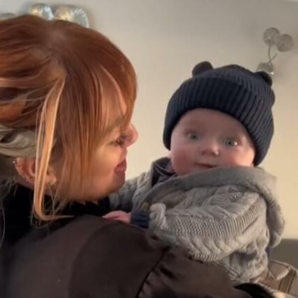 DOK SE PREVRTALA OD BOLOVA NJEN MUŽ JE RADIO 1 STVAR: Objavila je SNIMAK iz porodilišta, kako je MOGUĆE ovo RADI?!