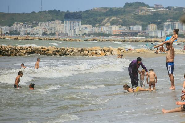 ŽENA ODLEPILA ZBOG ONOGA ŠTO SU JOJ NAPLATILI NA PLAŽI U HRVATSKOJ: Poludela od BESA, bezobrazluku KRAJA NEMA