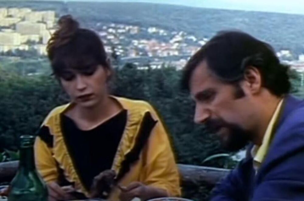 Režiser Jovan Joca Jovanović odabrao ju je za ovu ulogu uglavnom na preporuku Anamarijinog teče Radeta Šerbedžije, koji je takođe igrao u ovom filmu.