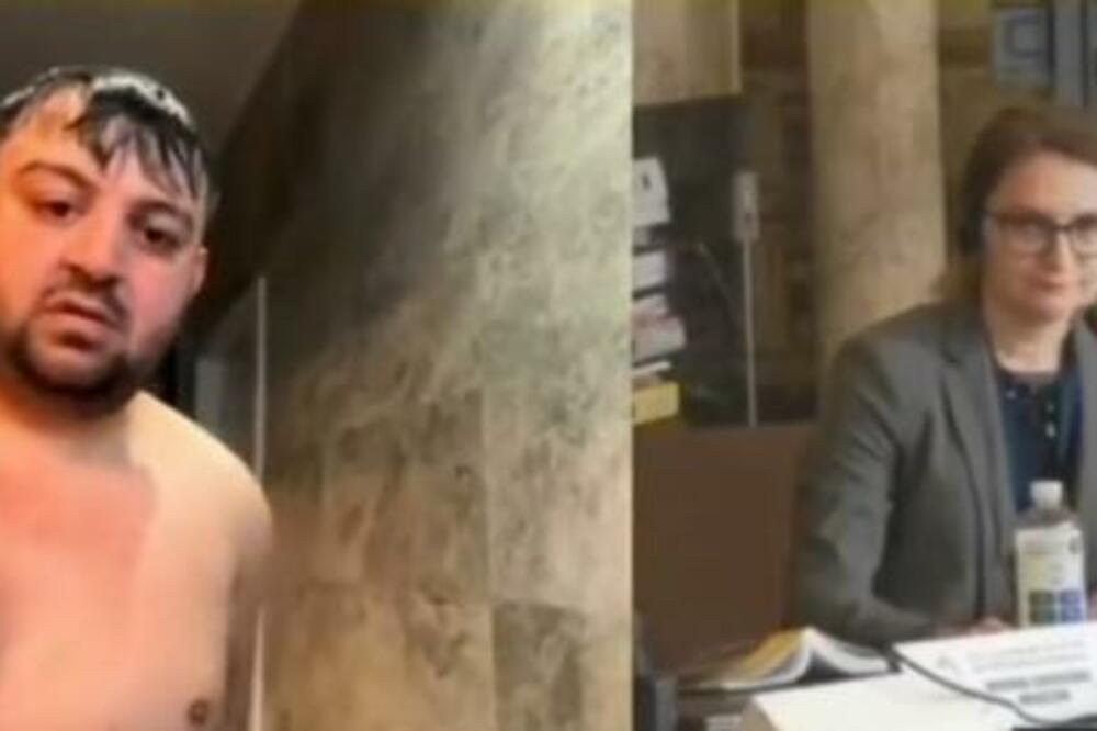 ZABORAVIO DA ISKLJUČI KAMERU, PA SE POTPUNO GO UKLJUČIO NA SASTANAK: Svi su gledali šta radi, ovo SE NE VIĐA ČESTO