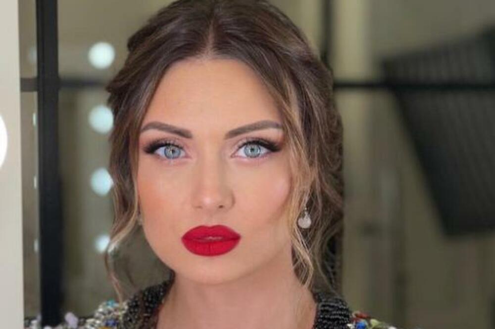 SERIJA "FOLK" SE NASTAVLJA? Glumica PROGOVORILA za Espreso: "Zbog Zvezdane su mi nudili TEZGE više nego ULOGE"