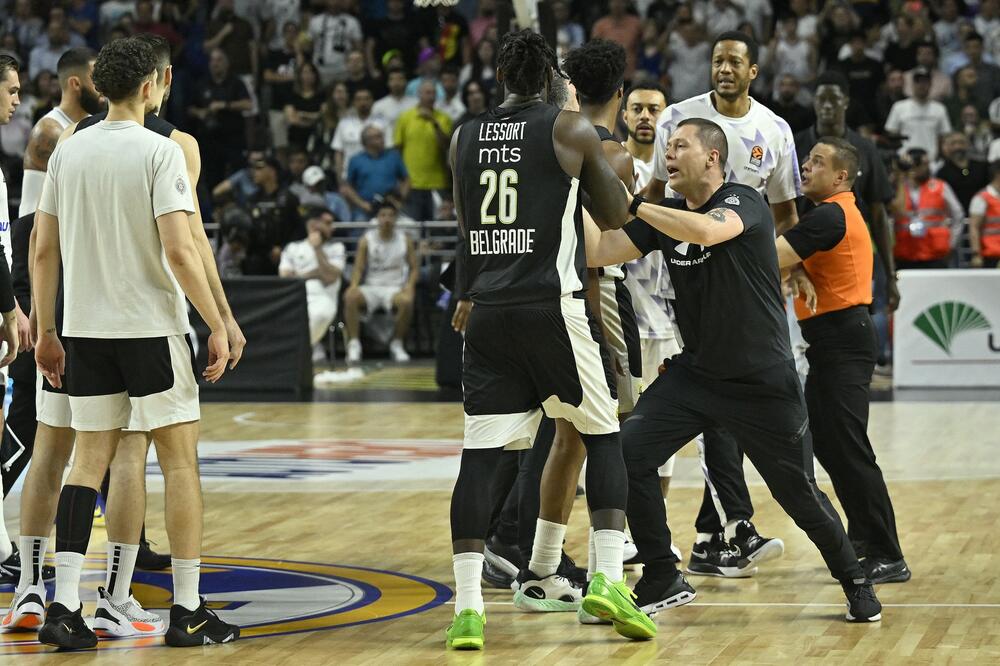"MOLIM SE DA REAL MADRID U SRBIJU UĐE SA NACIONALNOM GARDOM!" Bivši igrač Zvezde o dolasku Španaca u Beograd (FOTO)