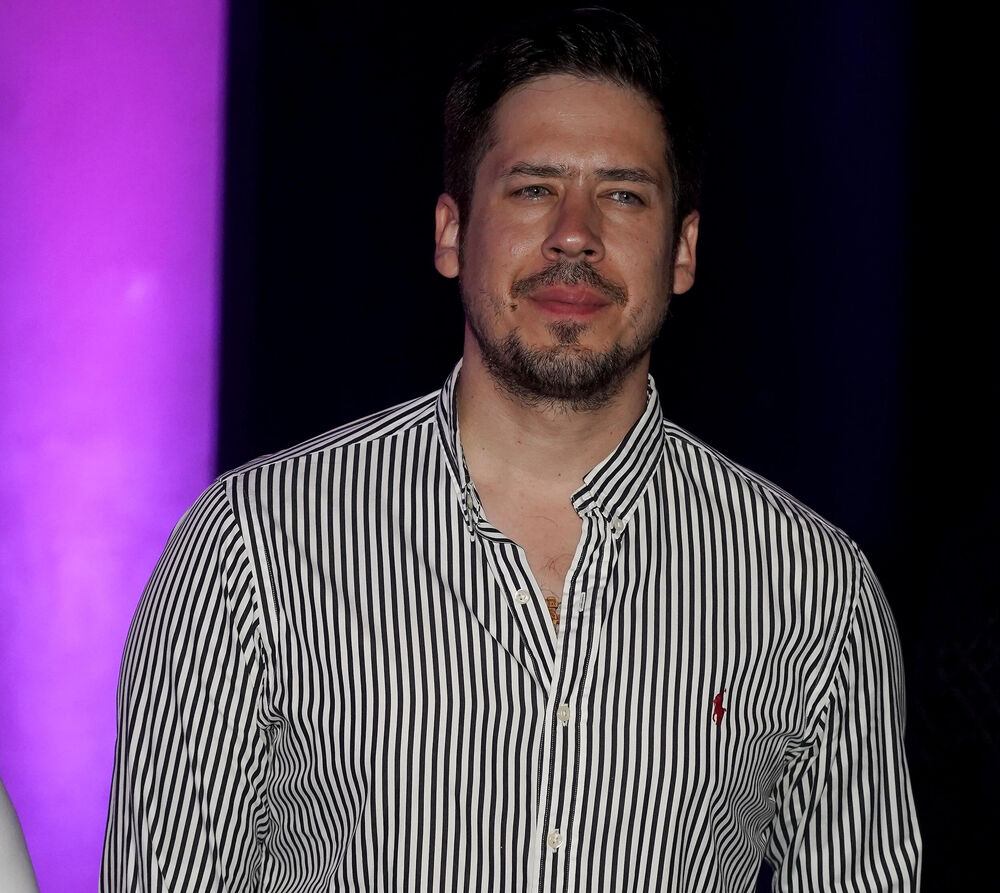 Gde živi Nikola Rokvić?