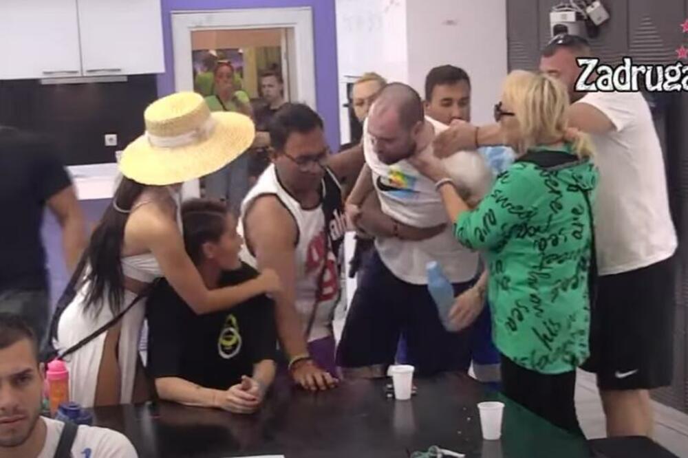 PREKID UŽIVO EMISIJE NA PINKU! Zvezdan Slavnić nasrnuo na Anu, OBEZBEĐENJE HITNO MORALO DA REAGUJE