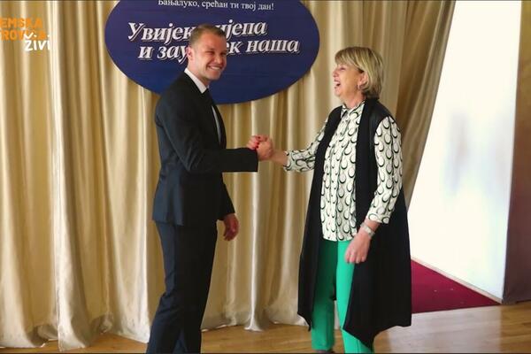 Delegacija Sremske Mitrovice na obeležavanju Dana grada Banja Luke - 15 GODINA OD KAKO SU OVA DVA GRADA POBRATIMI