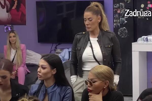 MUK U ZADRUZI! Ana Ćurčić sa KNEDLOM u GRLU priznala da VOLI ZVEZDANA, Maja odmah SKOČILA (VIDEO)