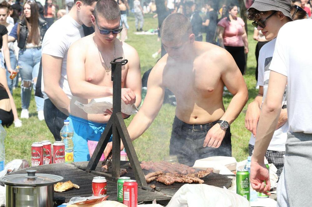 LEKAR HITNE POMOĆI SE OBRATIO RODITELJIMA NAKON PRVOMAJSKE NOĆI: Jedna stvar je zabrinjavajuća