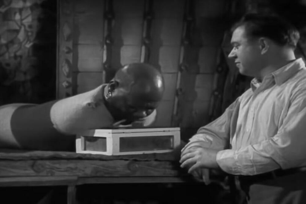 ŽIVOTNA PRIČA ČOVEKA GUSENICE: Rođen je bez ruku i nogu, sve radi ustima i trbušnim mišićima! (VIDEO)