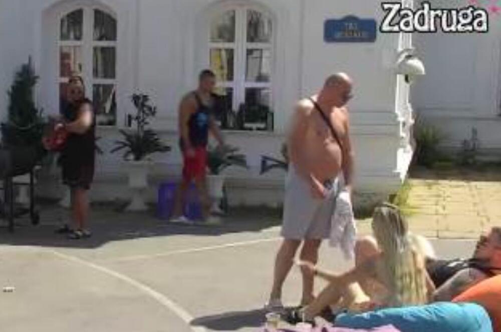 Sukob Cara i Bojana Simića