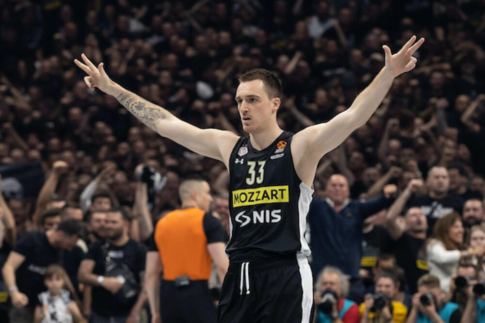 DANILO ŽESTOKO RAZOČARAO GROBARE: Anđušićev tvit IZAZVAO buru! (FOTO)