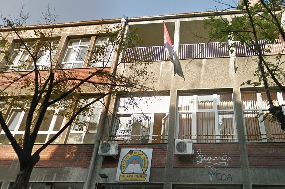 OGLASILO SE MINISTARSTVO PROSVETE: Evo šta kažu o RUKOVODSTVU "Ribnikara" nakon OSTAVKE DIREKTORKE!