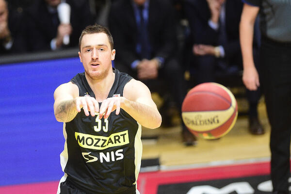 "I JA SAM OTAC DVOJE DECE": Danilo Anđušić duboko potresen zbog masakra u Beogradu!